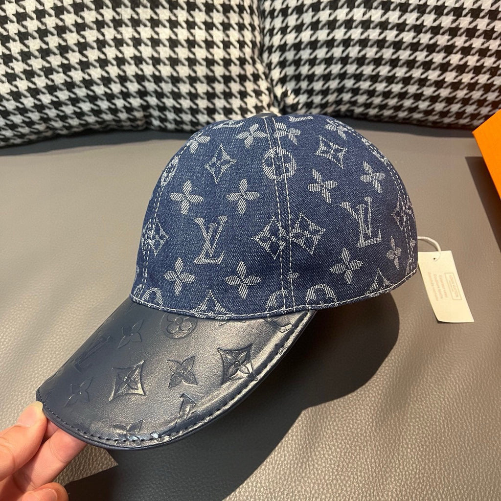 Baseball cap, dark blue monogram print with curved brim and front seam details