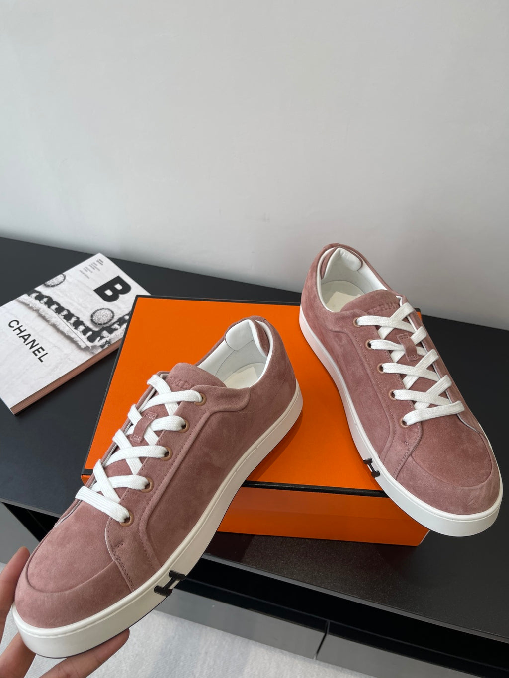 Hermes ladies suede sneakers in dusty rose with white laces and cupsole