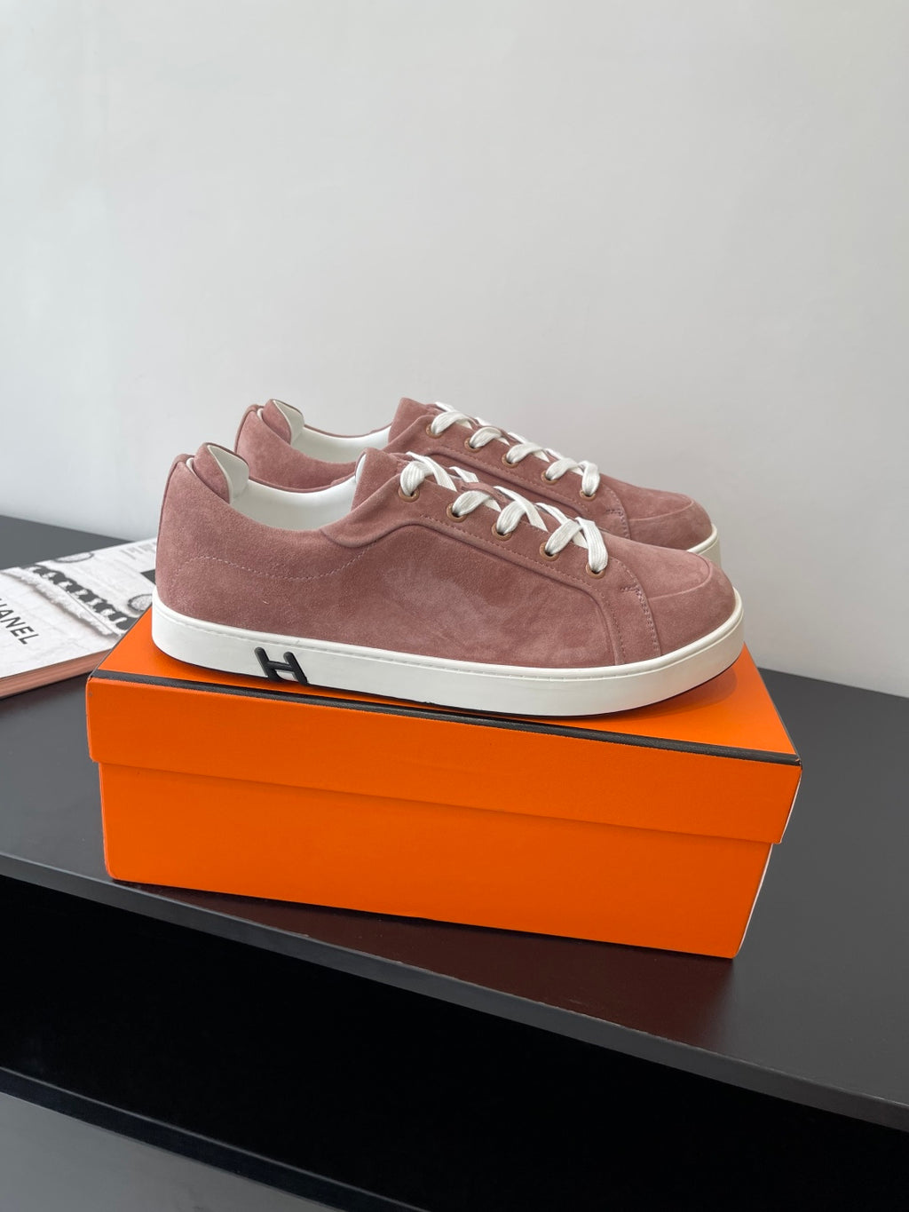 Hermes ladies suede low-top sneakers, dusty rose upper with white rubber sole