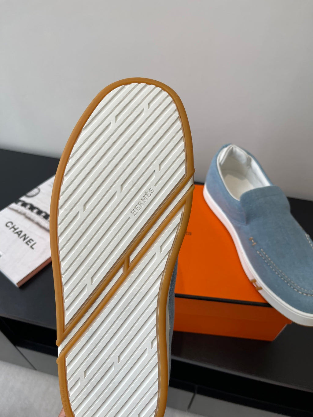 Hermes ladies slip-on loafer outsole, white tread with tan edge