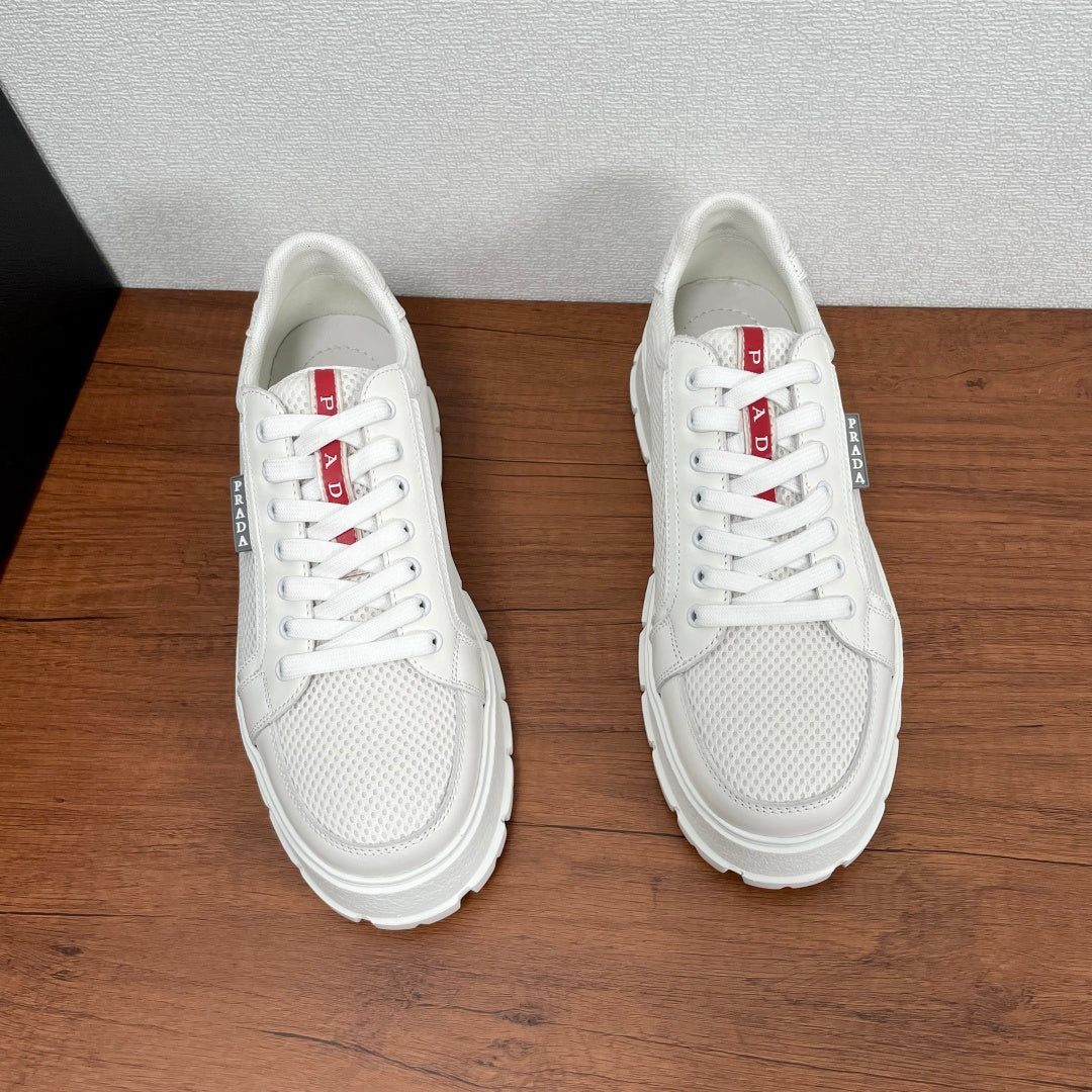 Unisex sneakers, white textured uppers, lace-up, thick white rubber sole