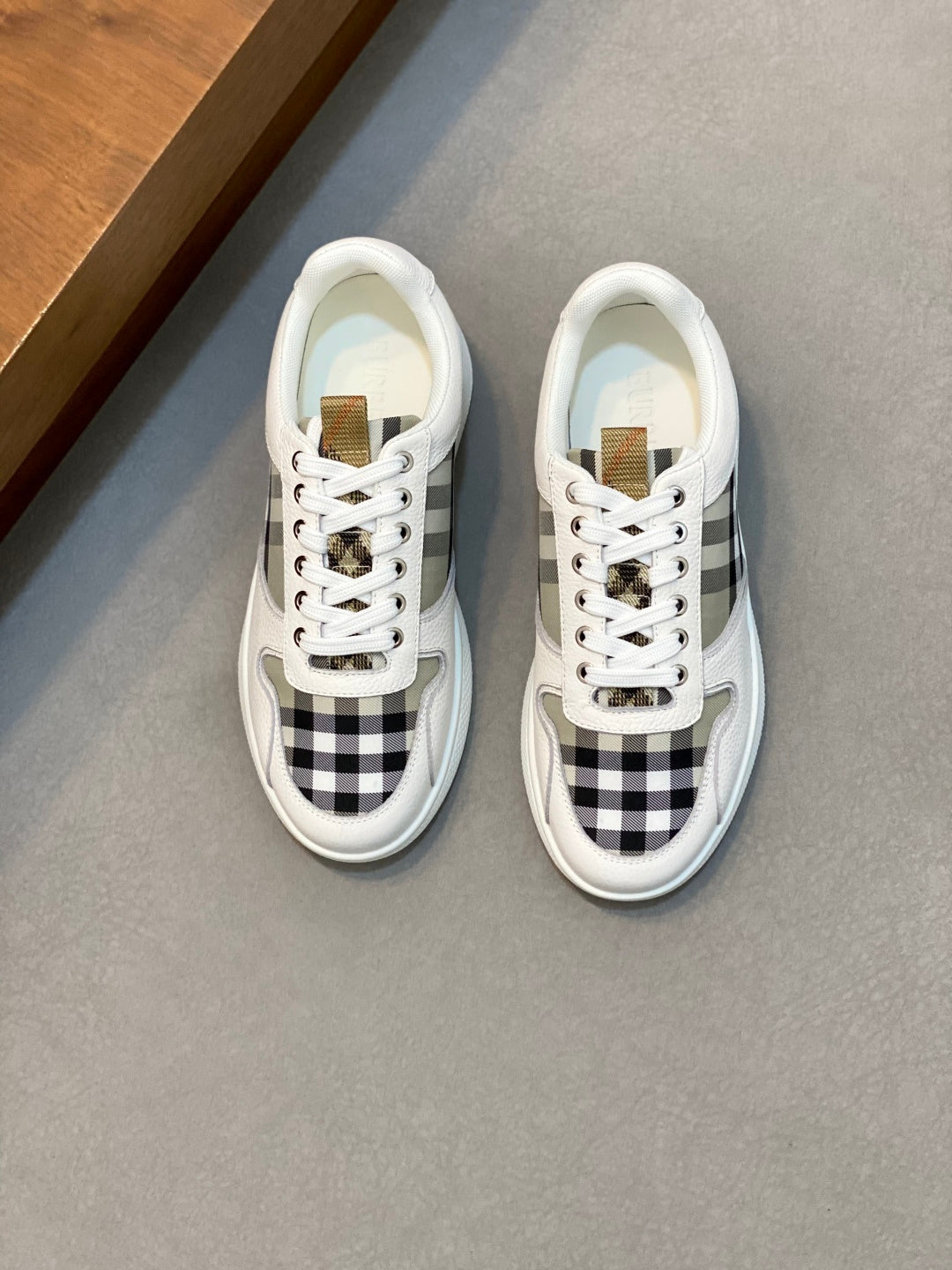 Burberry lace-up sneakers in white with black check panels