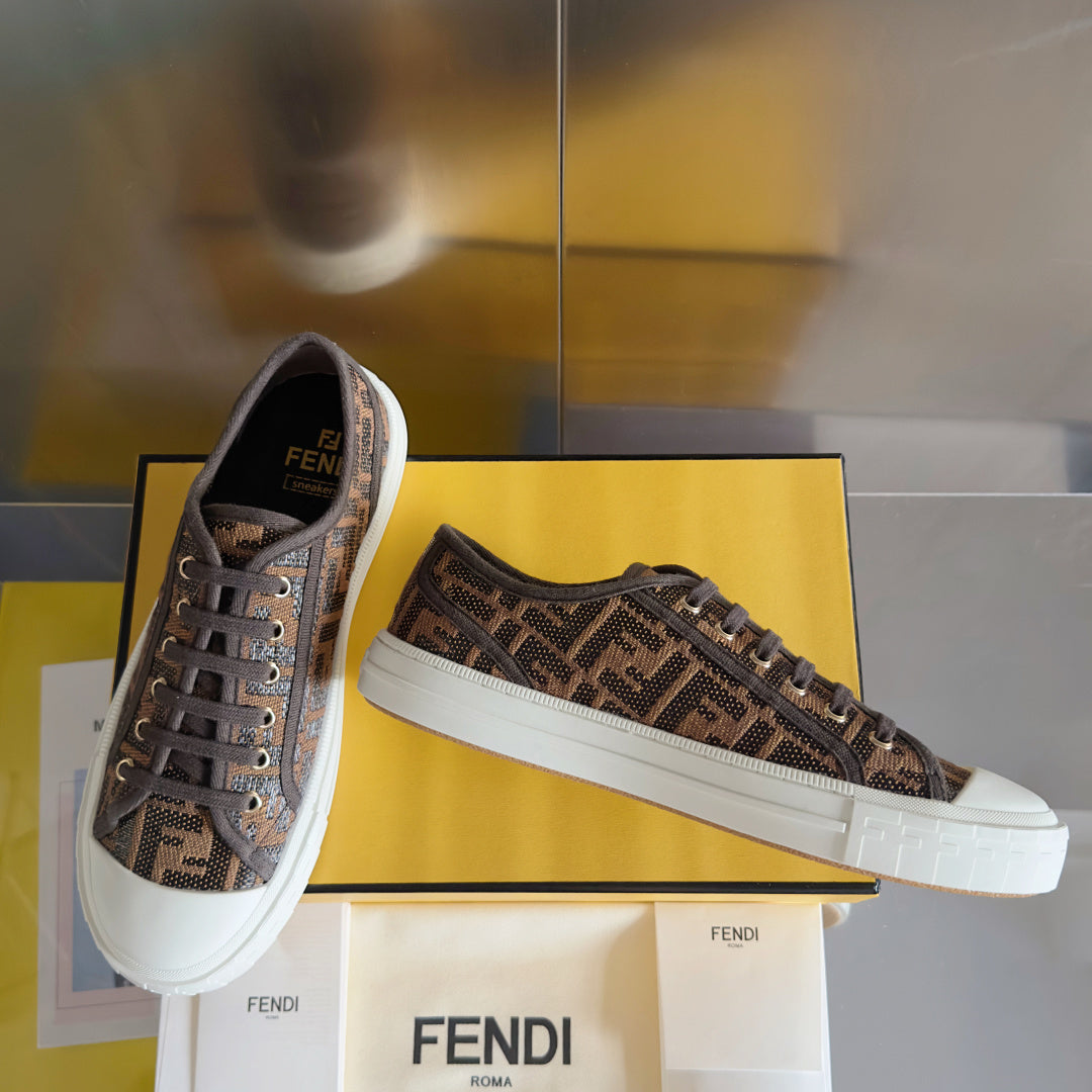 Luxury Shoes Fendi Unisex