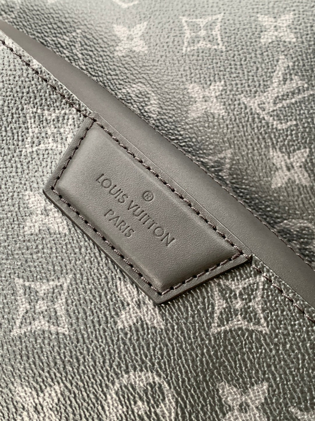 Louis Vuitton monogram bag interior leather patch embossed Louis Vuitton Paris