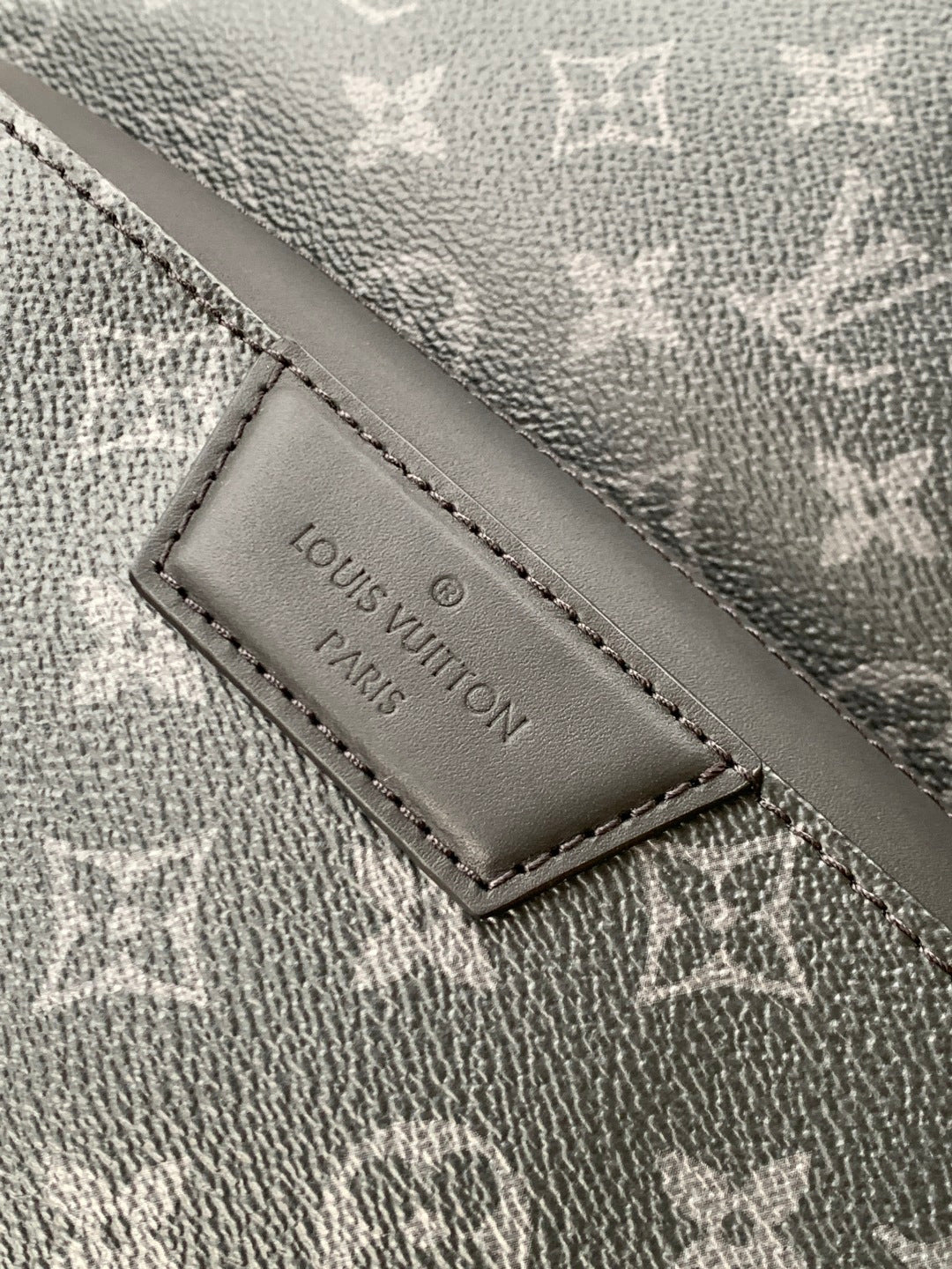 Louis Vuitton monogram bag interior leather patch embossed Louis Vuitton Paris