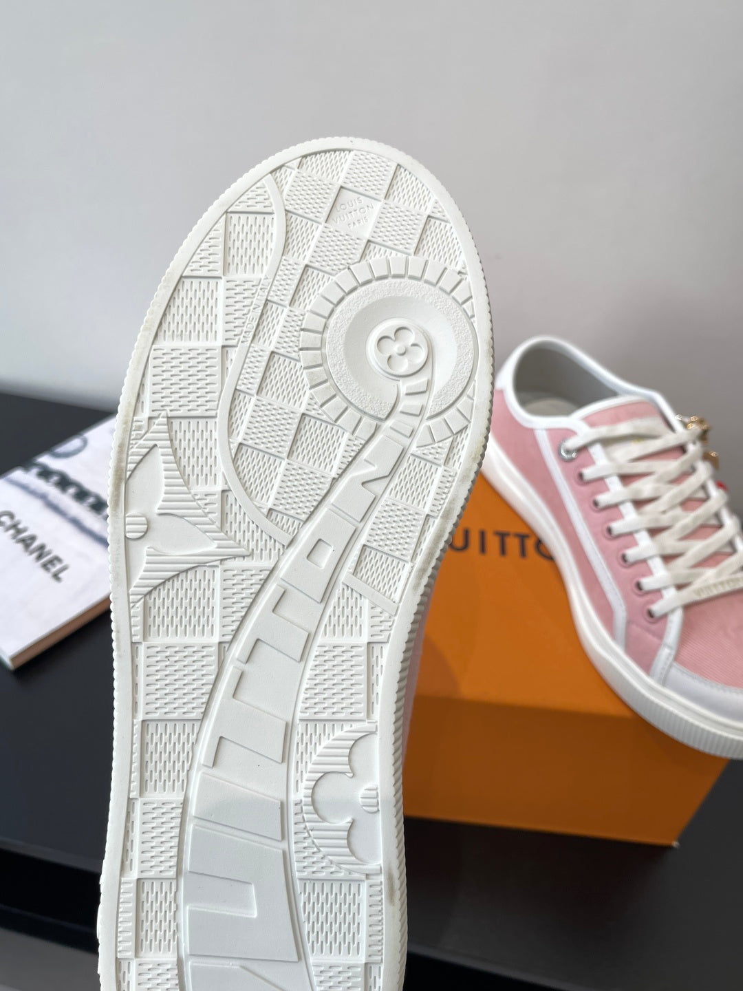 Louis Vuitton sneaker outsole, white rubber tread with heart emblem