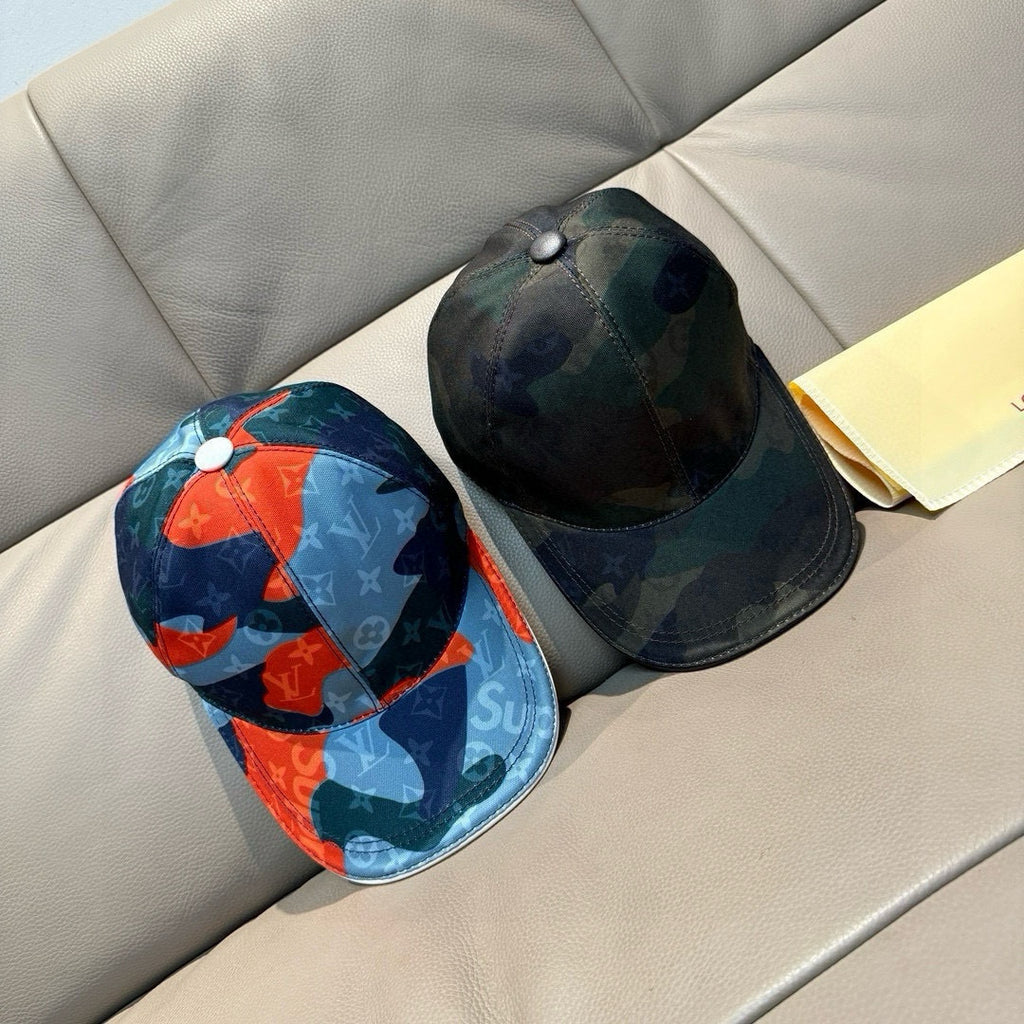 Multicolor blue and red logo baseball cap with top button and strap