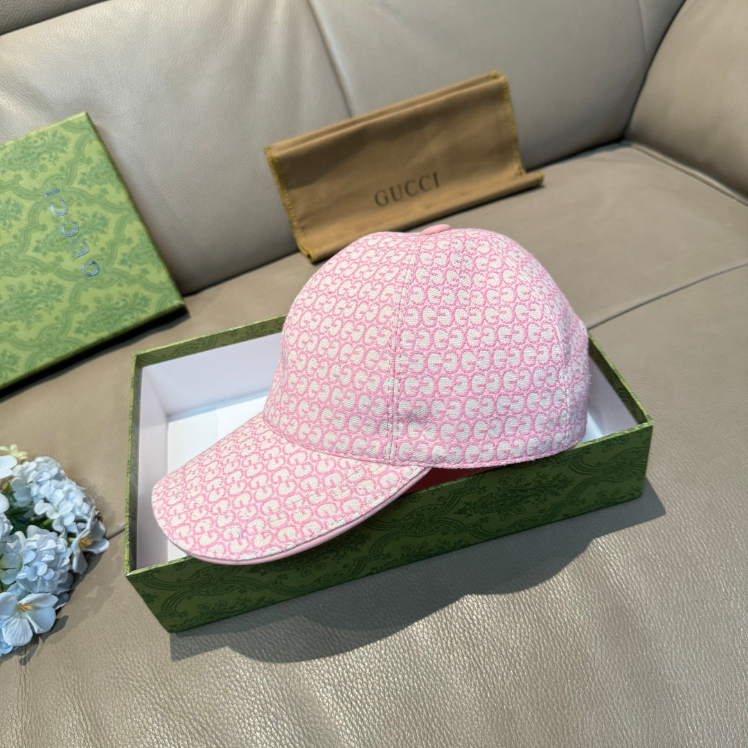 Gucci cap in pink GG monogram print, curved brim, top button detail