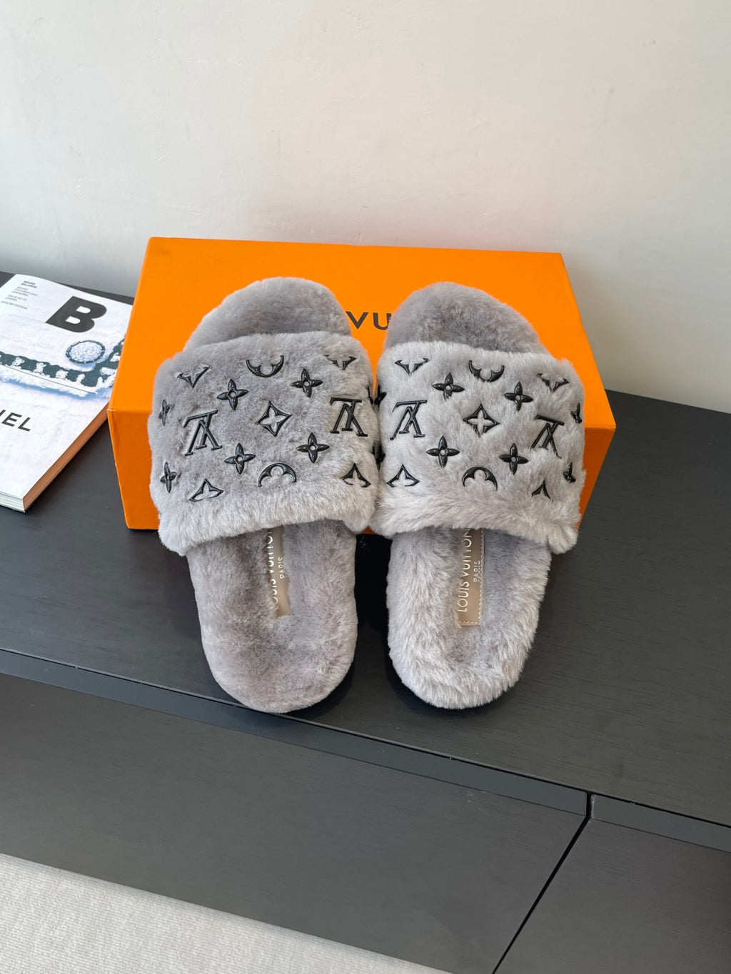Louis Vuitton ladies plush slippers, gray with black monogram straps and gold tab