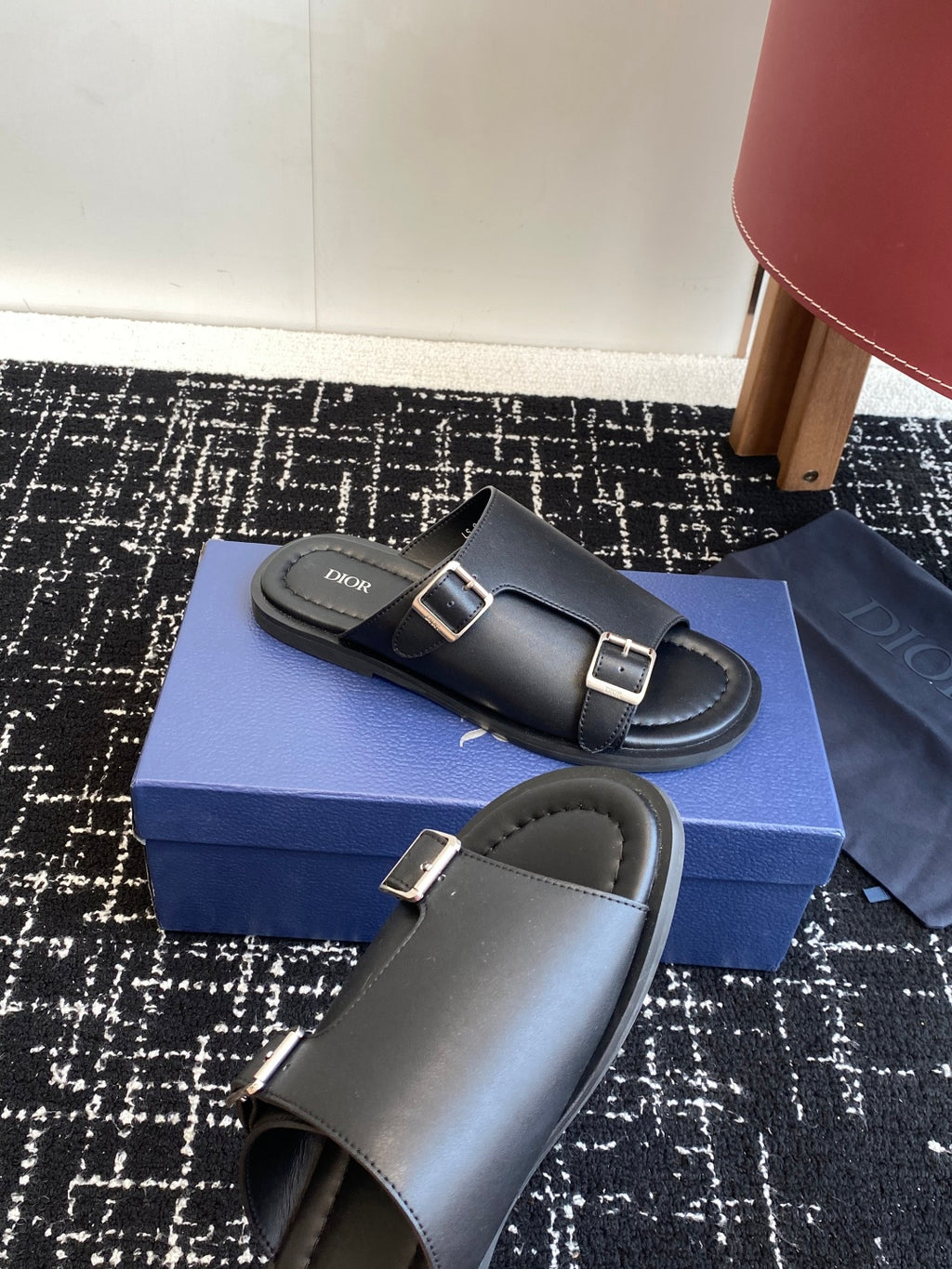 Dark gray leather slide sandals and matching strap, two metal buckles, Dior branding