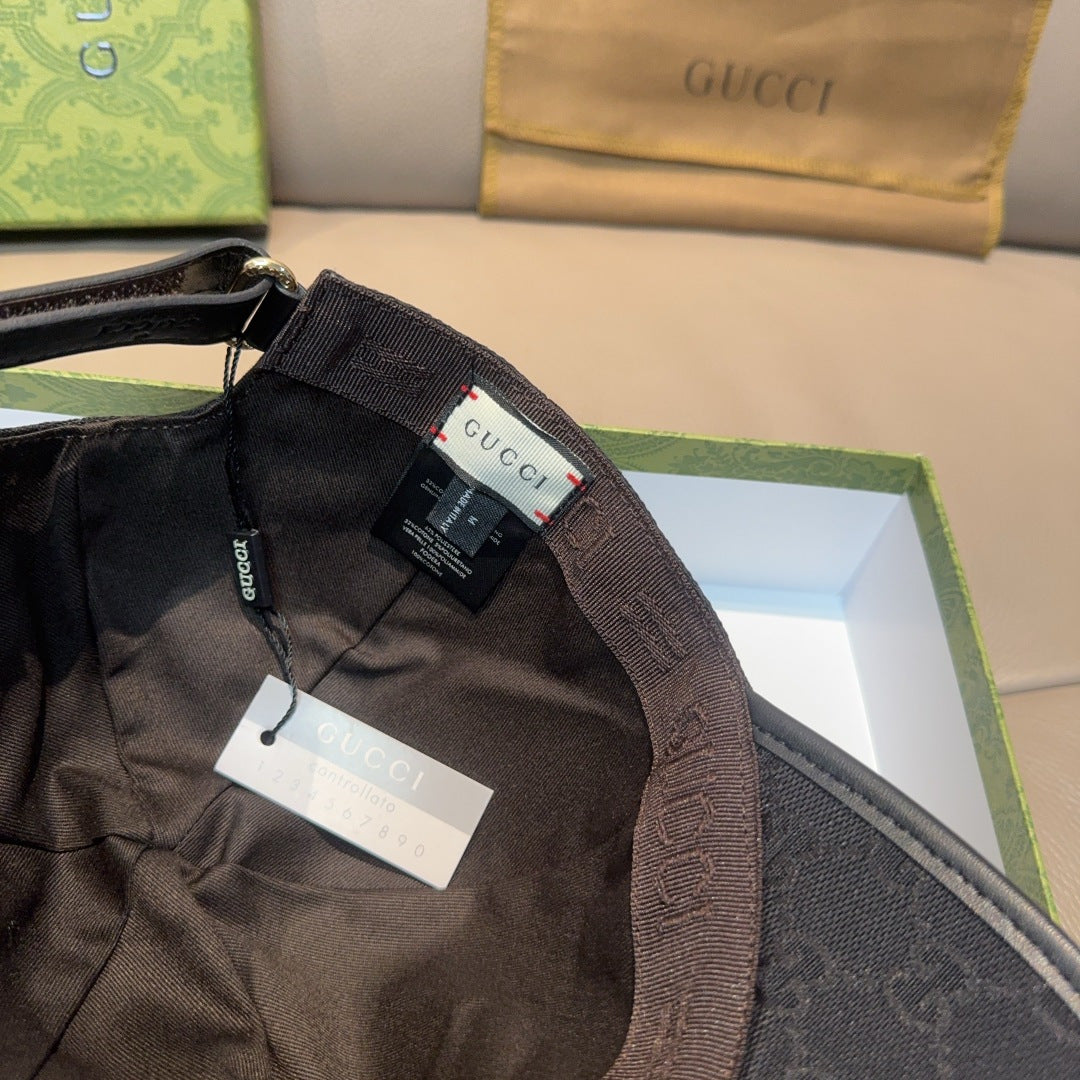 Gucci baseball cap interior with black lining and webbing size label