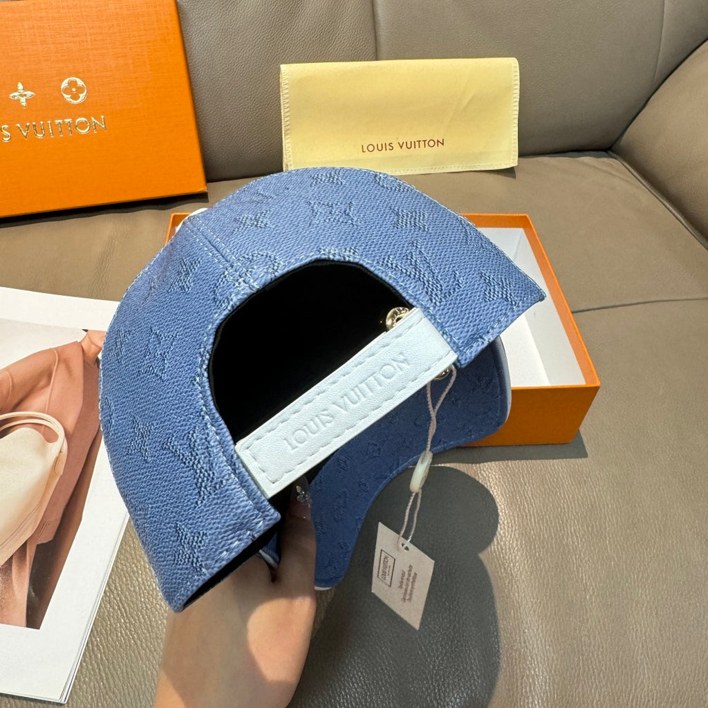 Louis Vuitton monogram baseball cap, light blue, interior label and brim opening