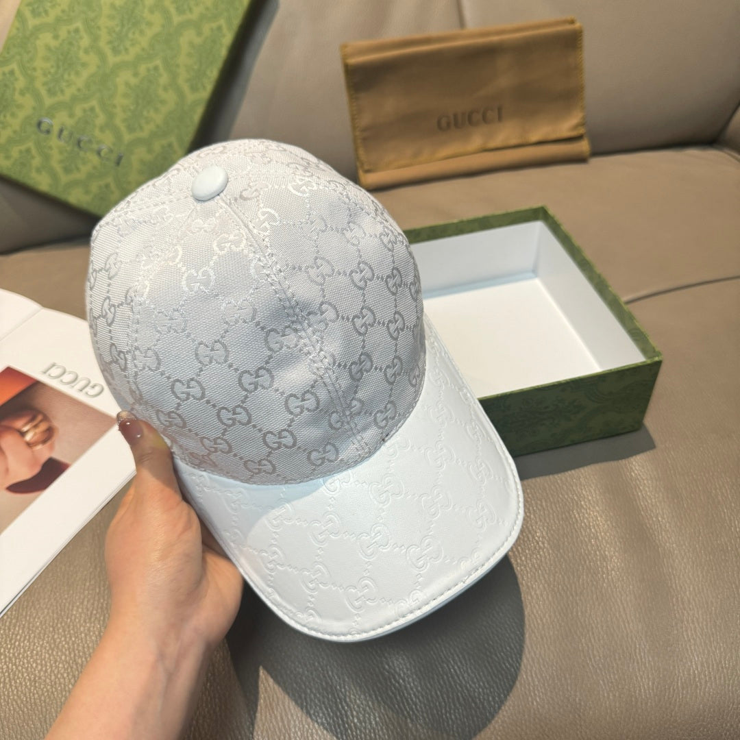 Gucci monogram baseball cap in light gray with textured logo fabric and curved brim
