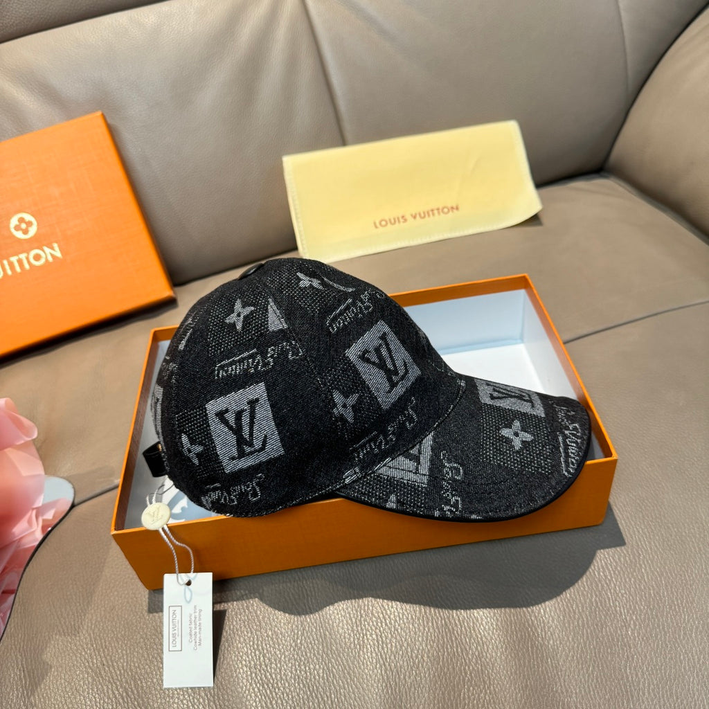 Black monogram baseball cap with curved brim, all-over LV-style pattern