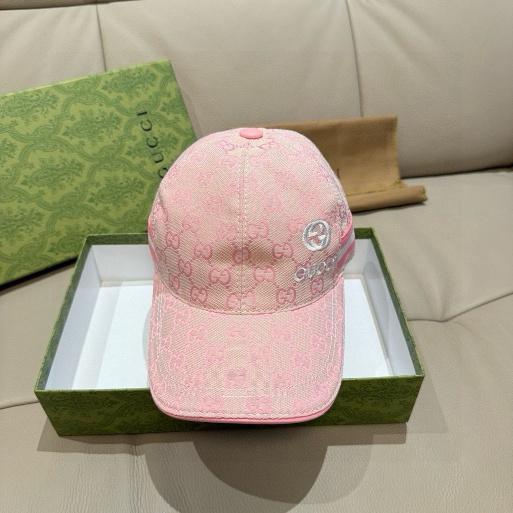 Gucci pink baseball cap, back view, GG logo pattern and small side icon