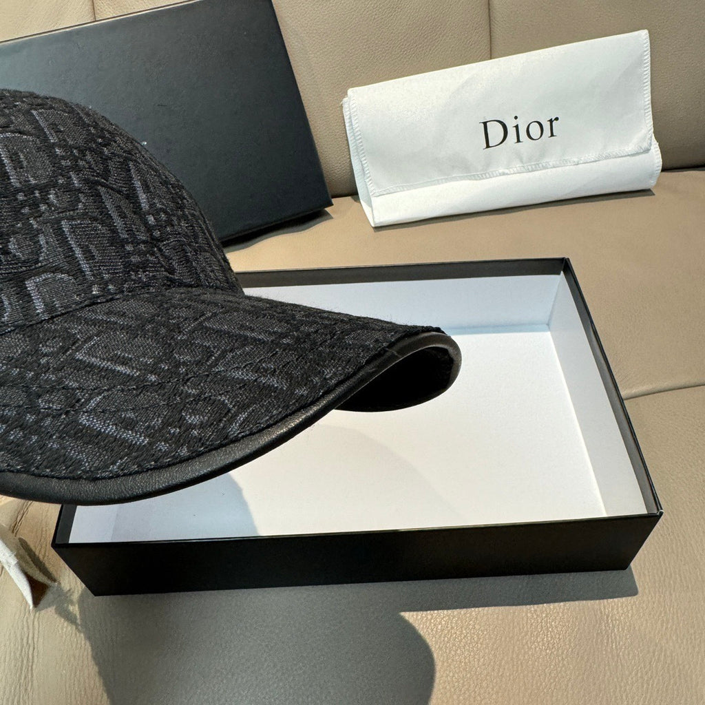 Dior black monogram baseball cap with curved brim and stitched side panel