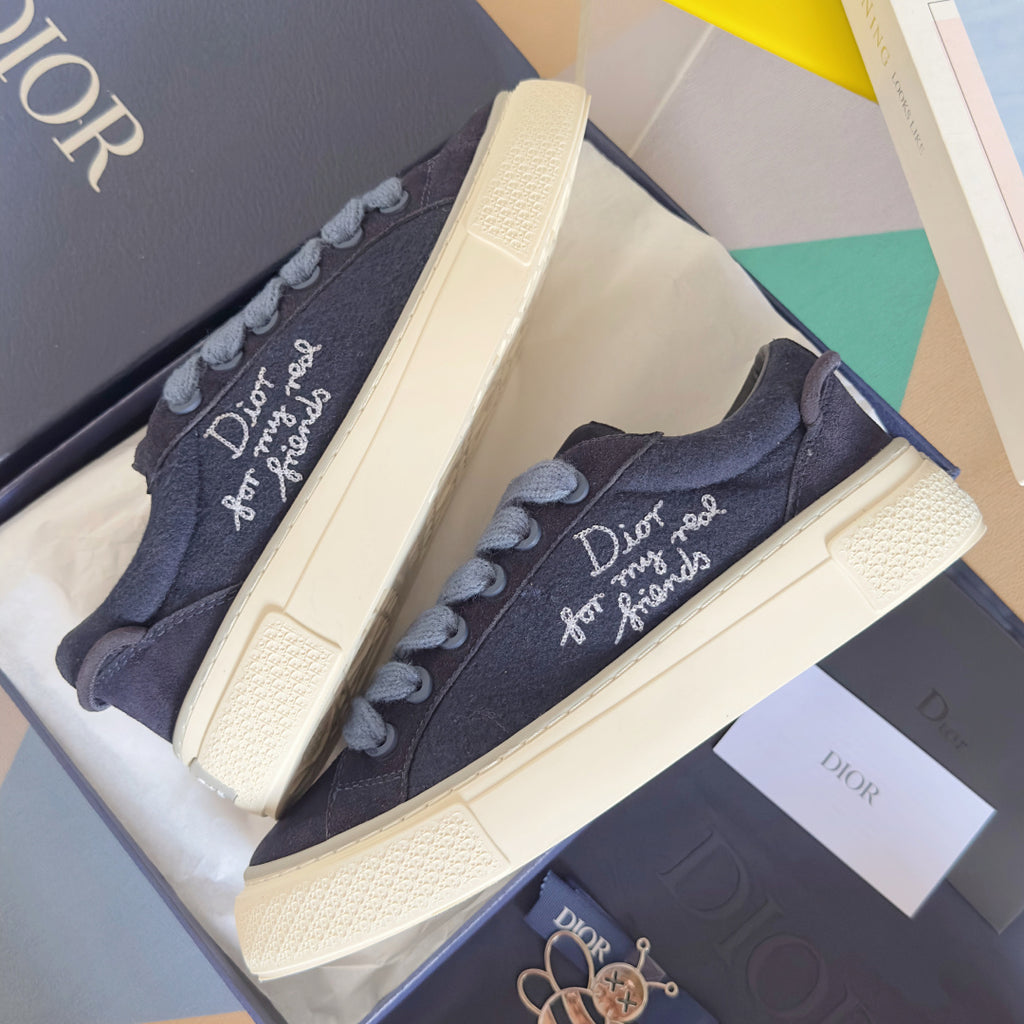 Unisex sneakers dark blue suede with light blue laces, white platform sole and Dior logo