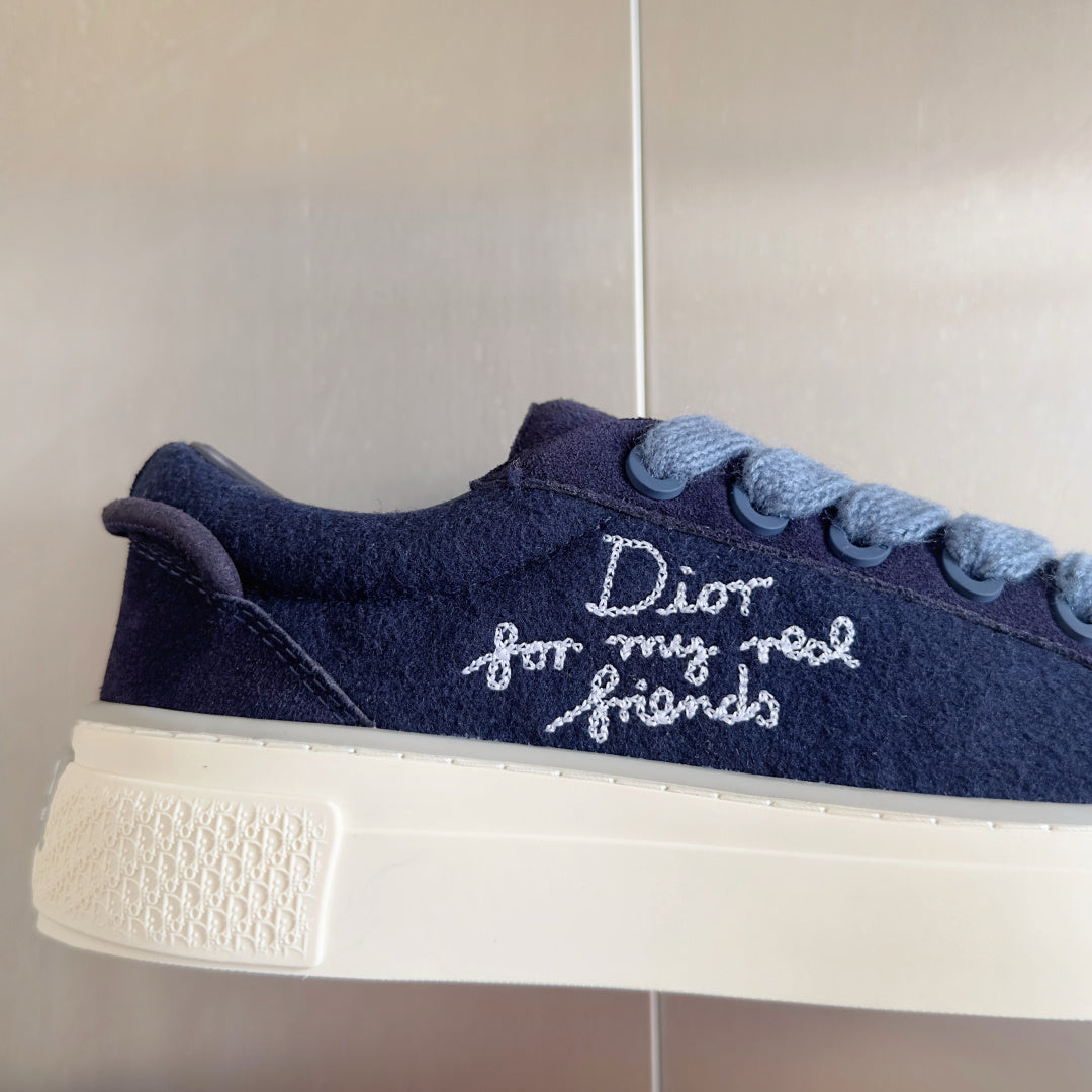 Unisex sneakers dark blue suede with light blue laces and embroidered 'Dior' script