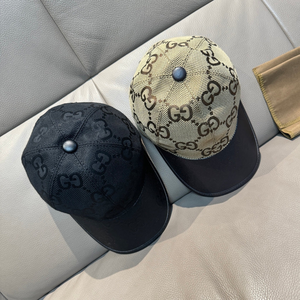 Set of 2 Gucci caps: dark gray and beige GG monogram with black brims