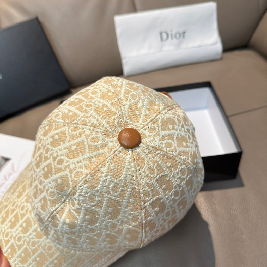 Beige Dior monogram baseball cap top button detail