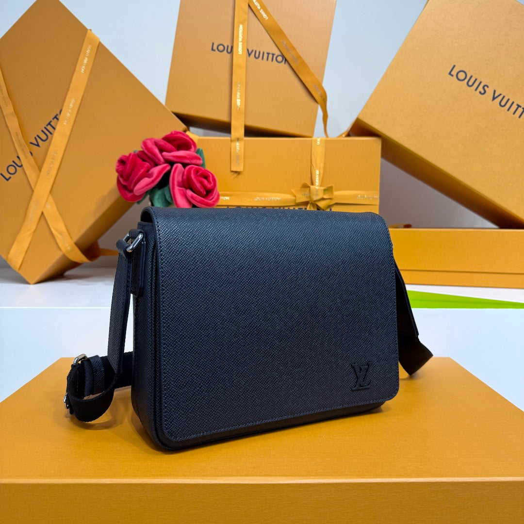 Bags Men Louis Vuitton