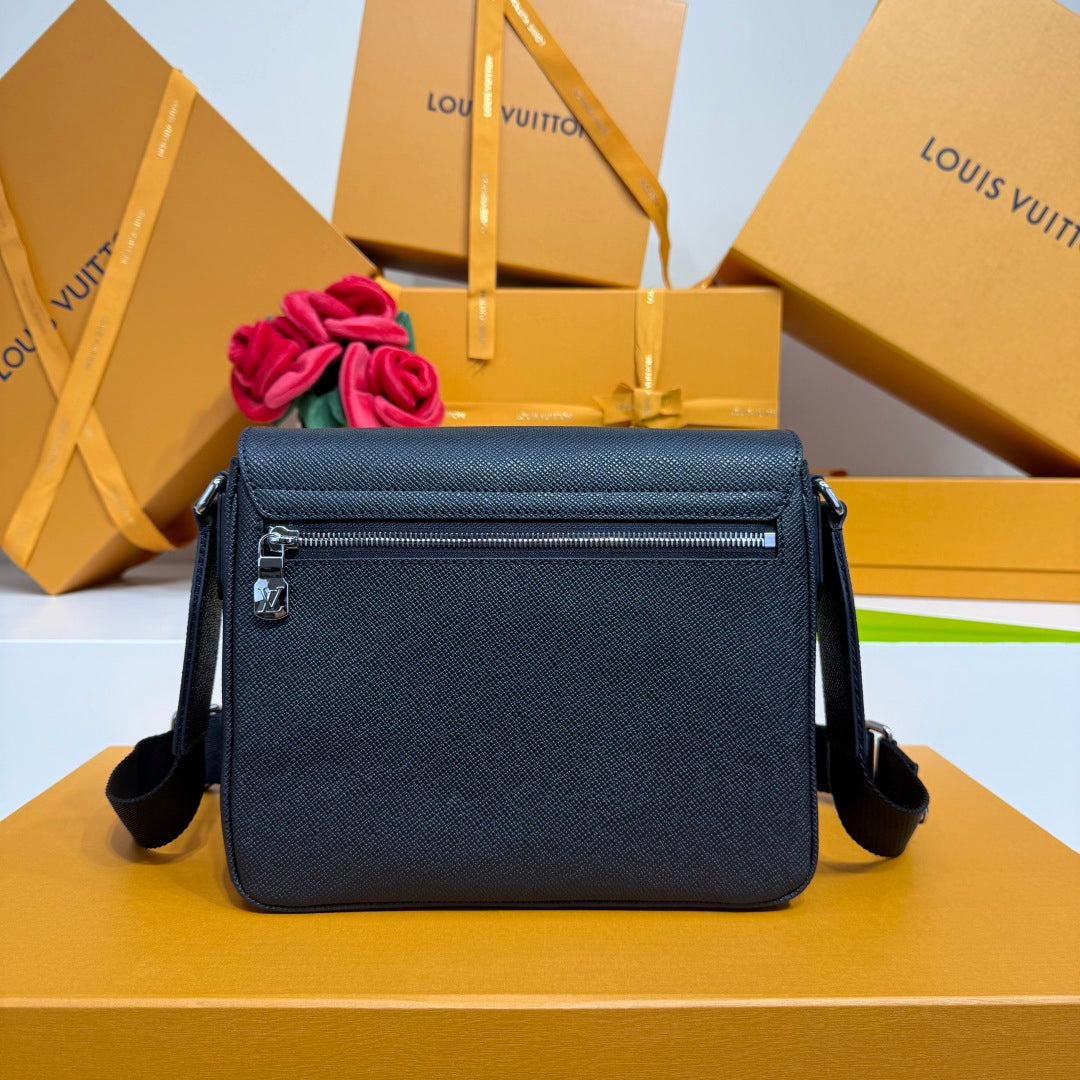 Bags Men Louis Vuitton