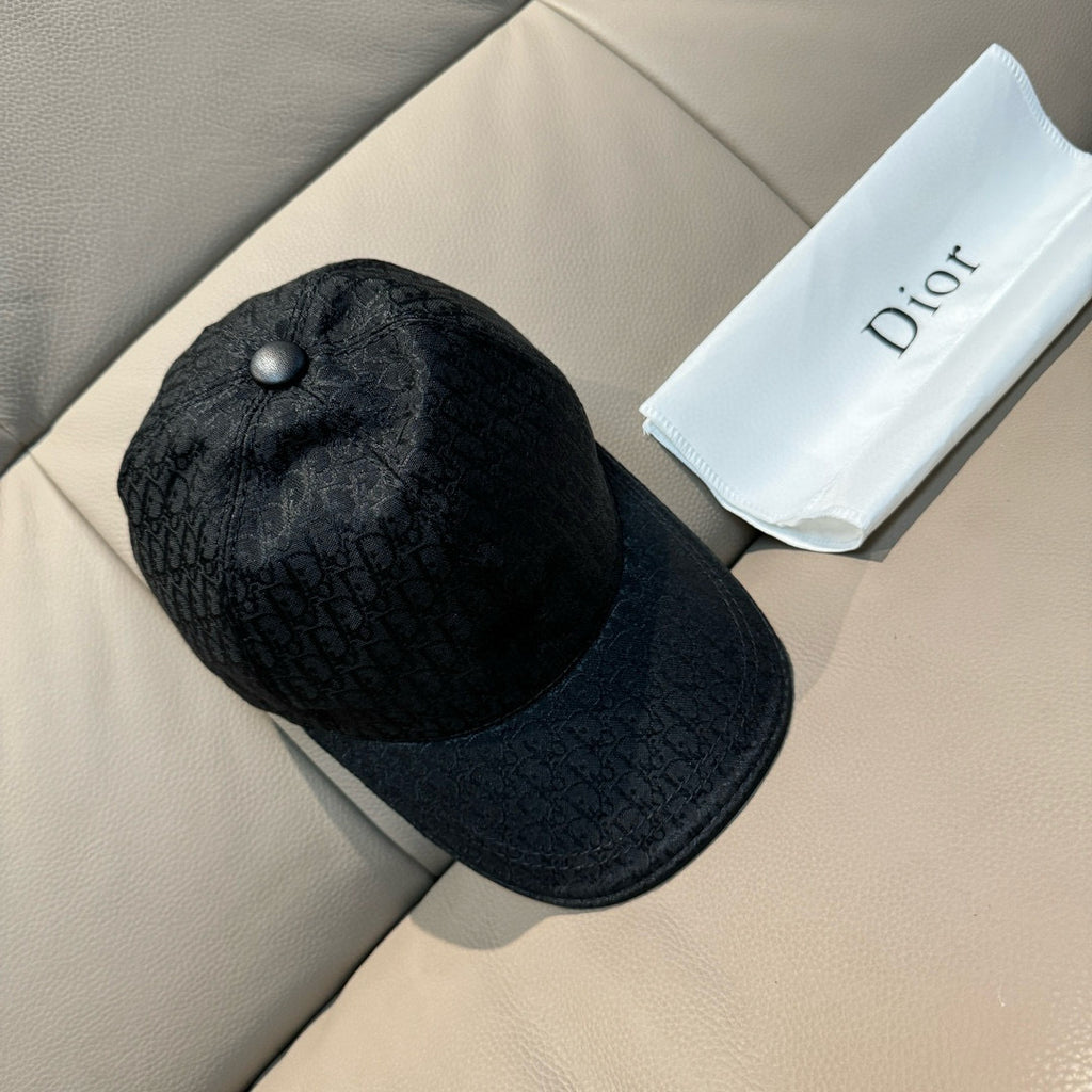 Dior baseball cap in black with all-over Dior monogram texture and round button