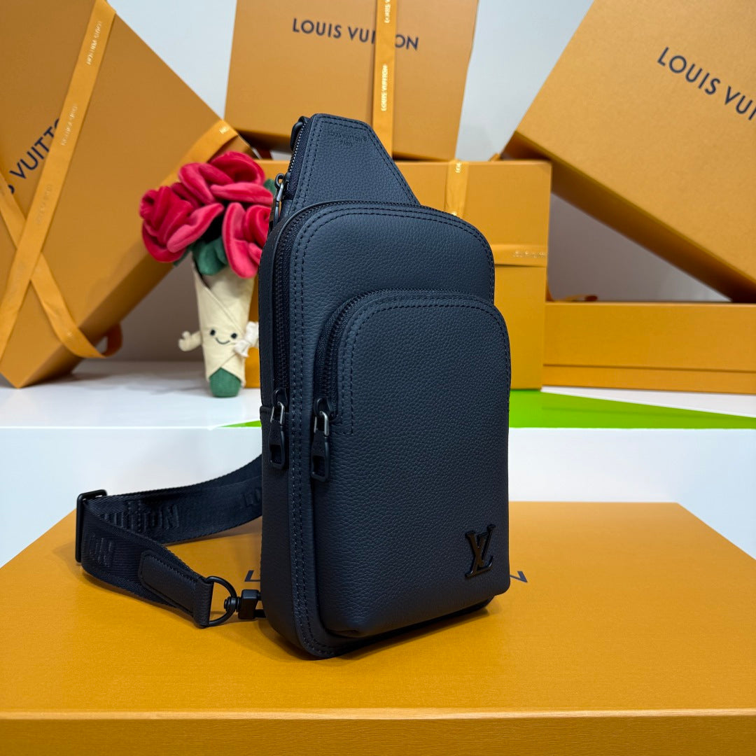 Bags Men Louis Vuitton