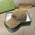 Gucci baseball cap in brown GG monogram canvas, curved brim and adjustable strap.