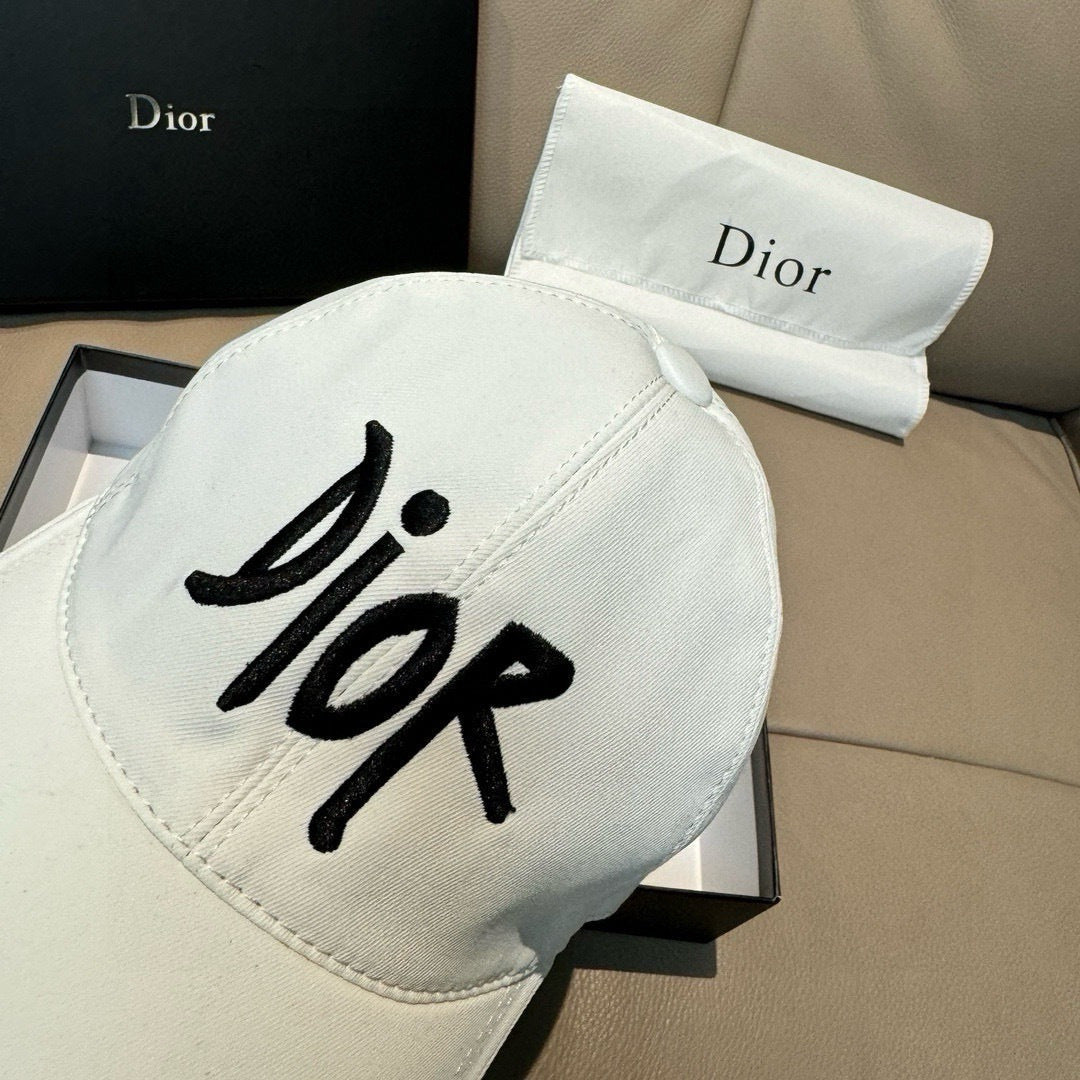 Dior Caps