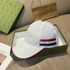 Gucci baseball cap in white jacquard with red and navy striped band