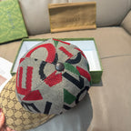 Gucci cap with embroidered front panel, beige GG brim, top button detail