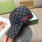 Gucci GG jacquard baseball cap in dark navy with green-red web stripe