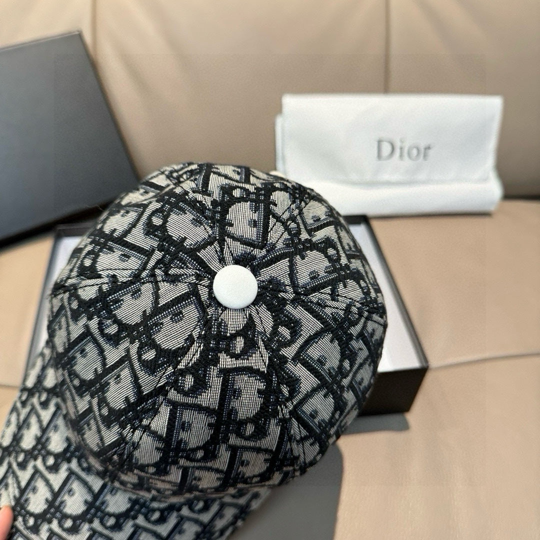 Dior Caps
