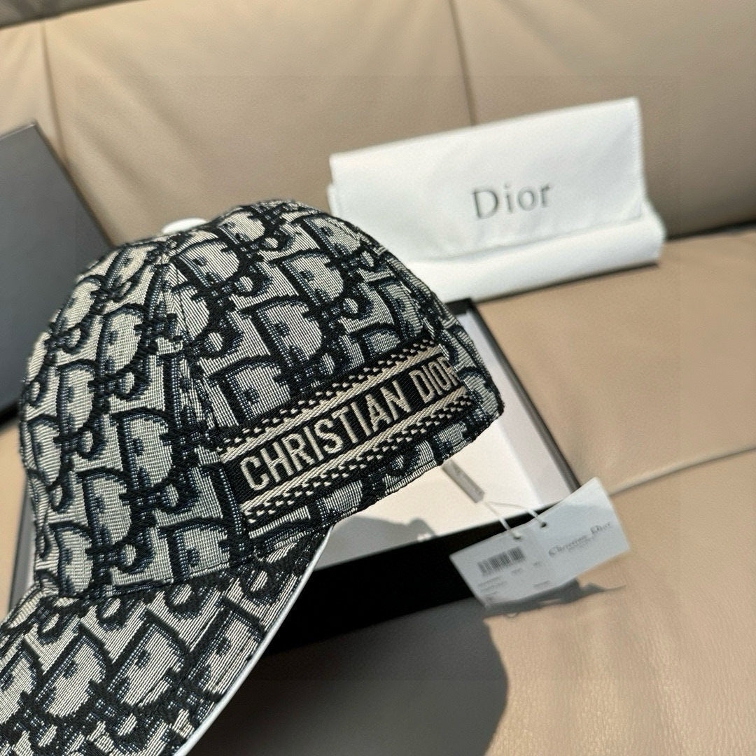 Dior Caps