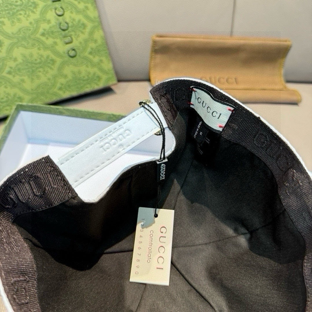Gucci black GG monogram baseball cap interior and adjustable strap