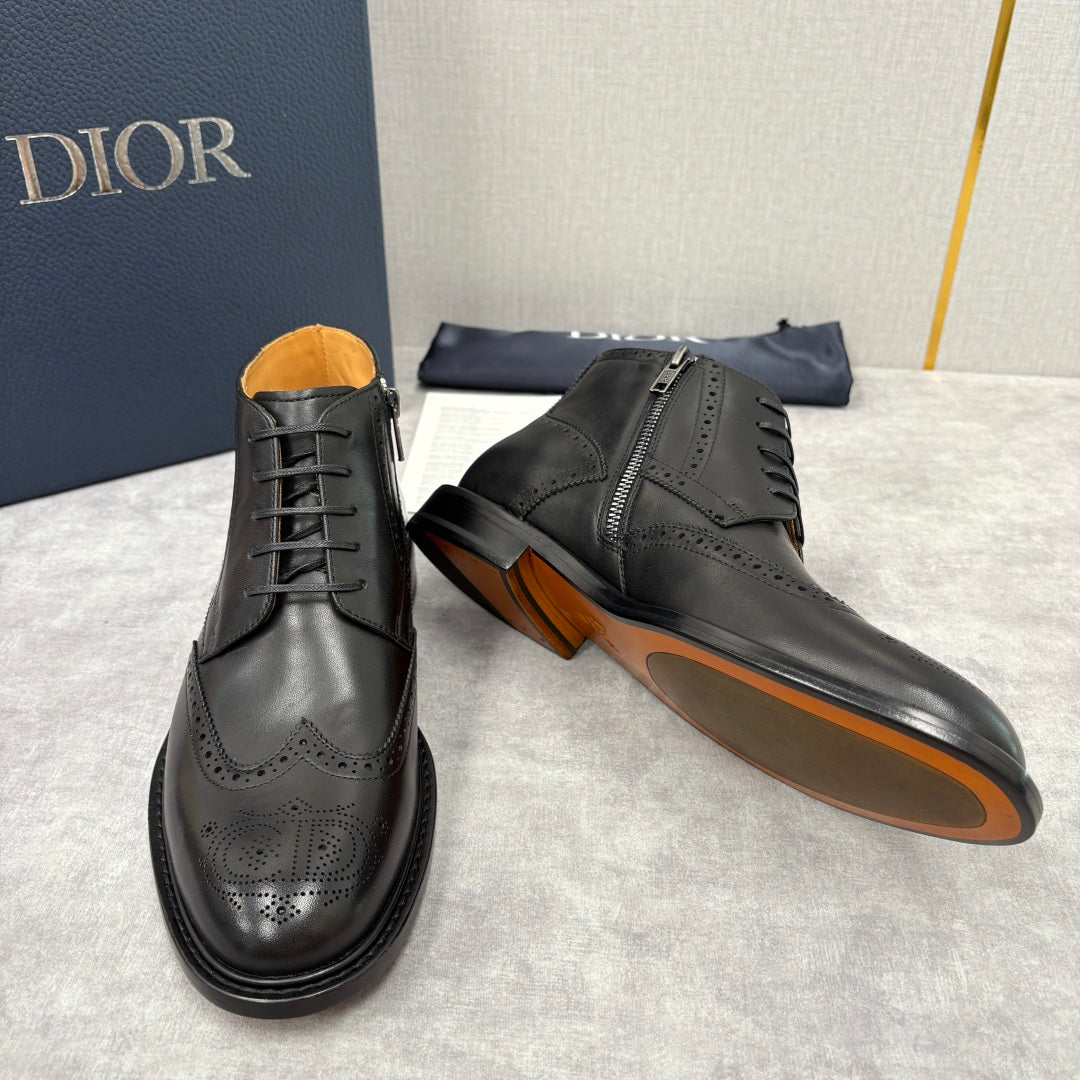 Dior unisex black leather boots with side zip, lace-up front, brogue perforations, low heel
