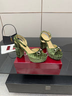 Gucci green platform high-heel sandals, front view, silver ring detail