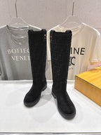 Women's black FF-pattern knee-high boots with flat sole and pull-on opening
