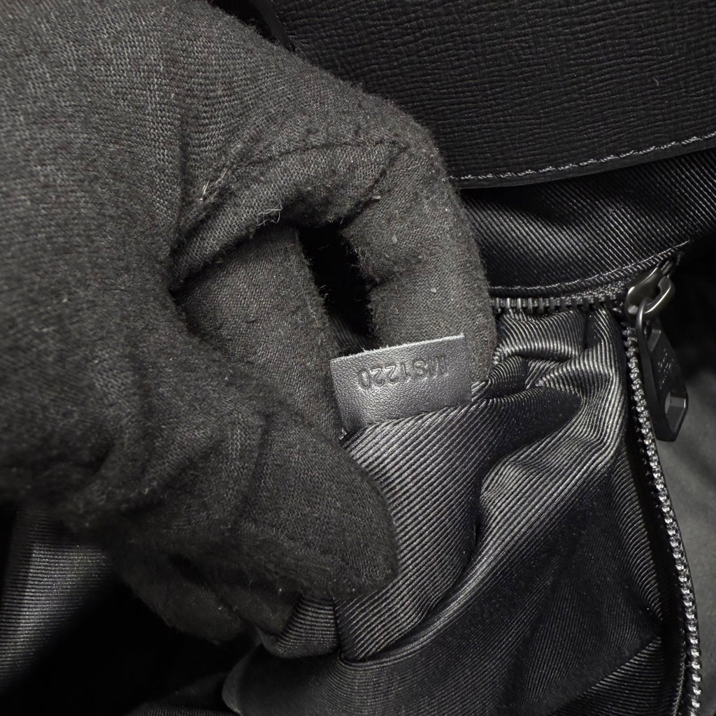 Leather bag interior lining with zipper and fabric tab
