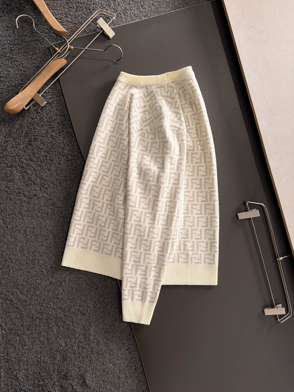 Cream long skirt with allover Fendi FF jacquard knit pattern