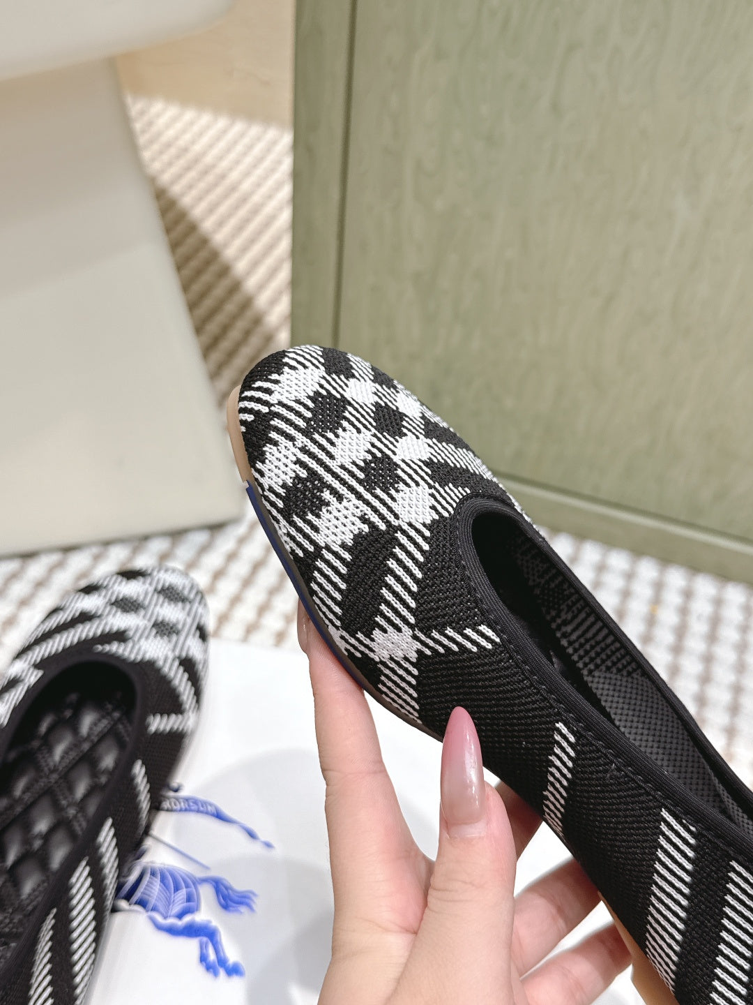 Burberry front slip-on shoe, black-and-white check fabric with black interior