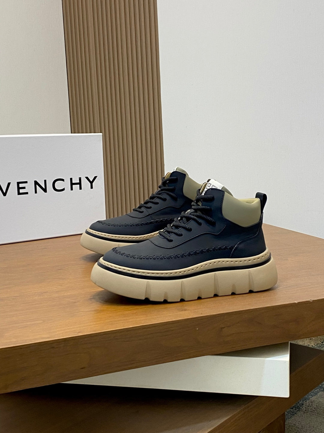 Luxury Shoes Givenchy