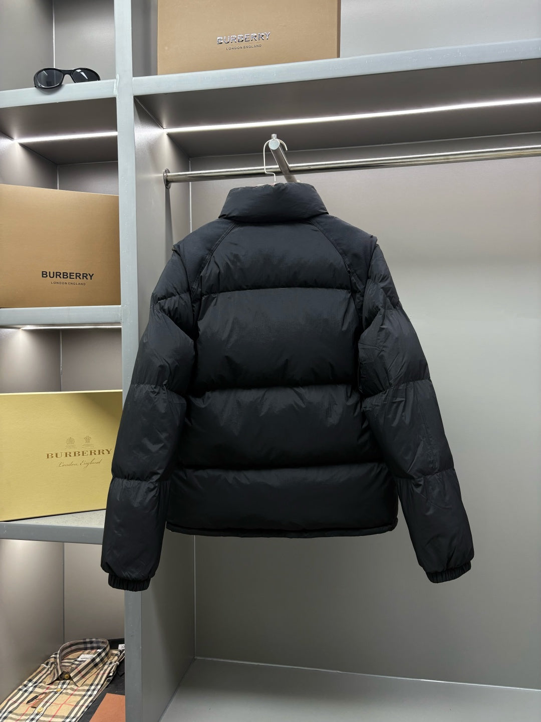 Black puffer jacket, stand collar and quilted yoke, full-zip