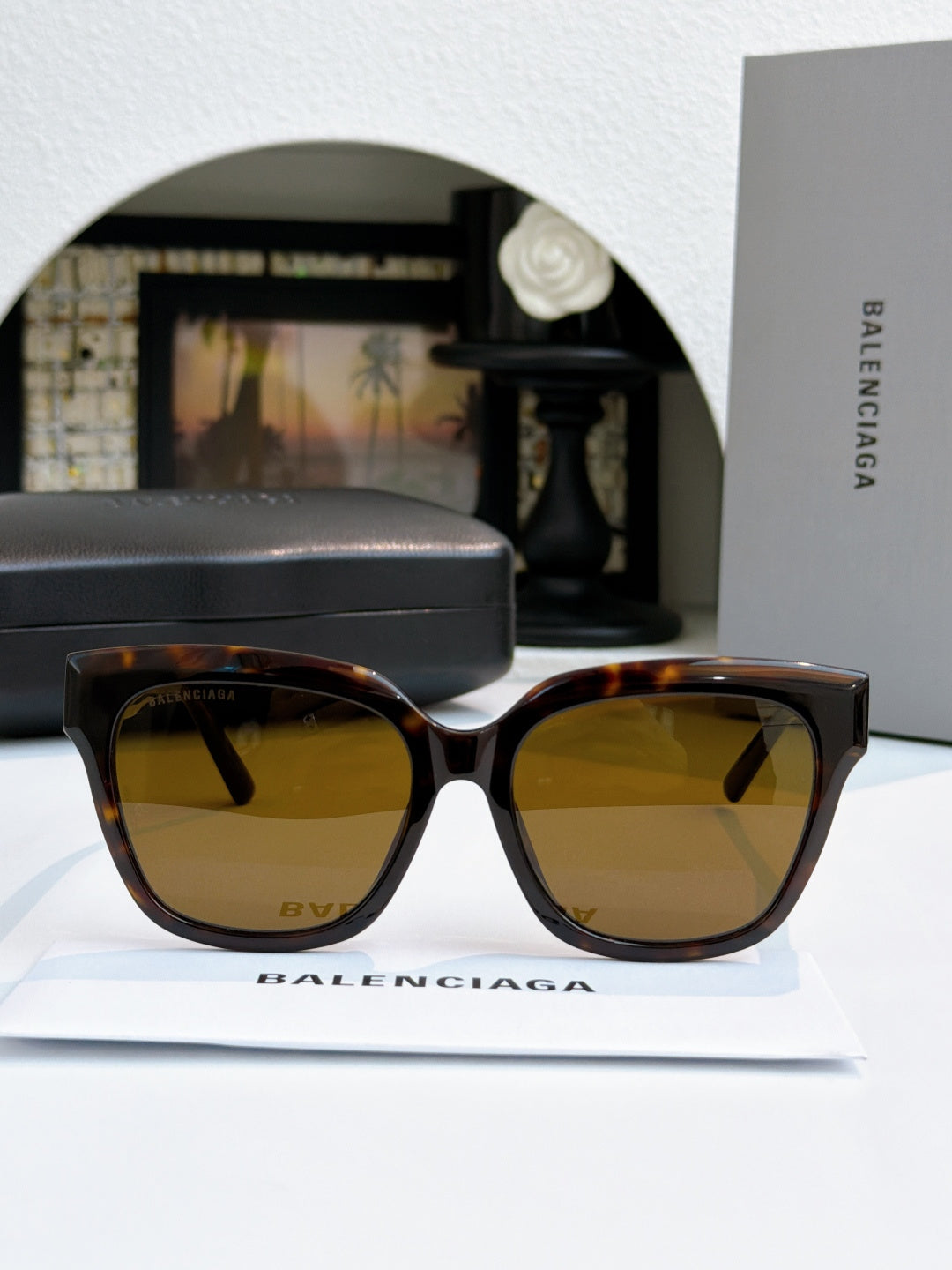 Tortoise sunglasses with amber lenses