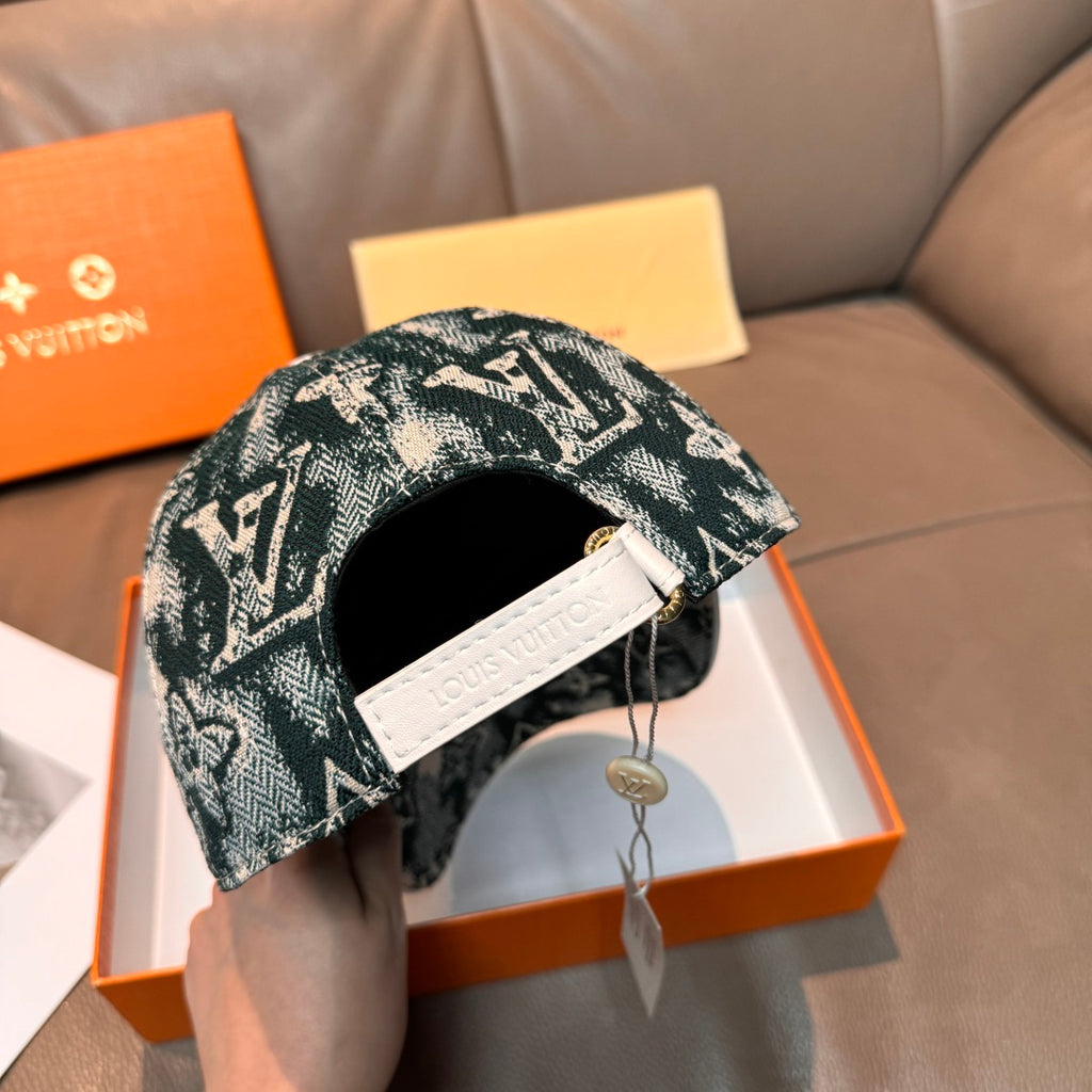 Louis Vuitton Caps