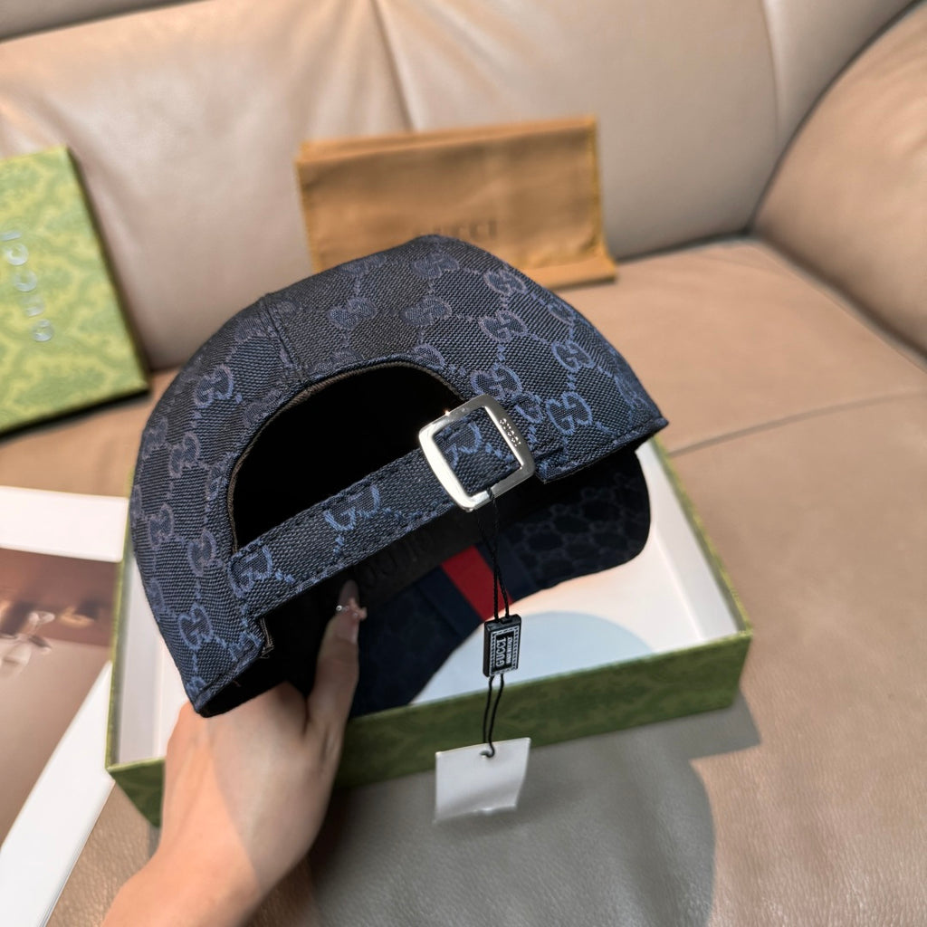 Gucci GG-print baseball cap, dark navy, adjustable strap with metal buckle