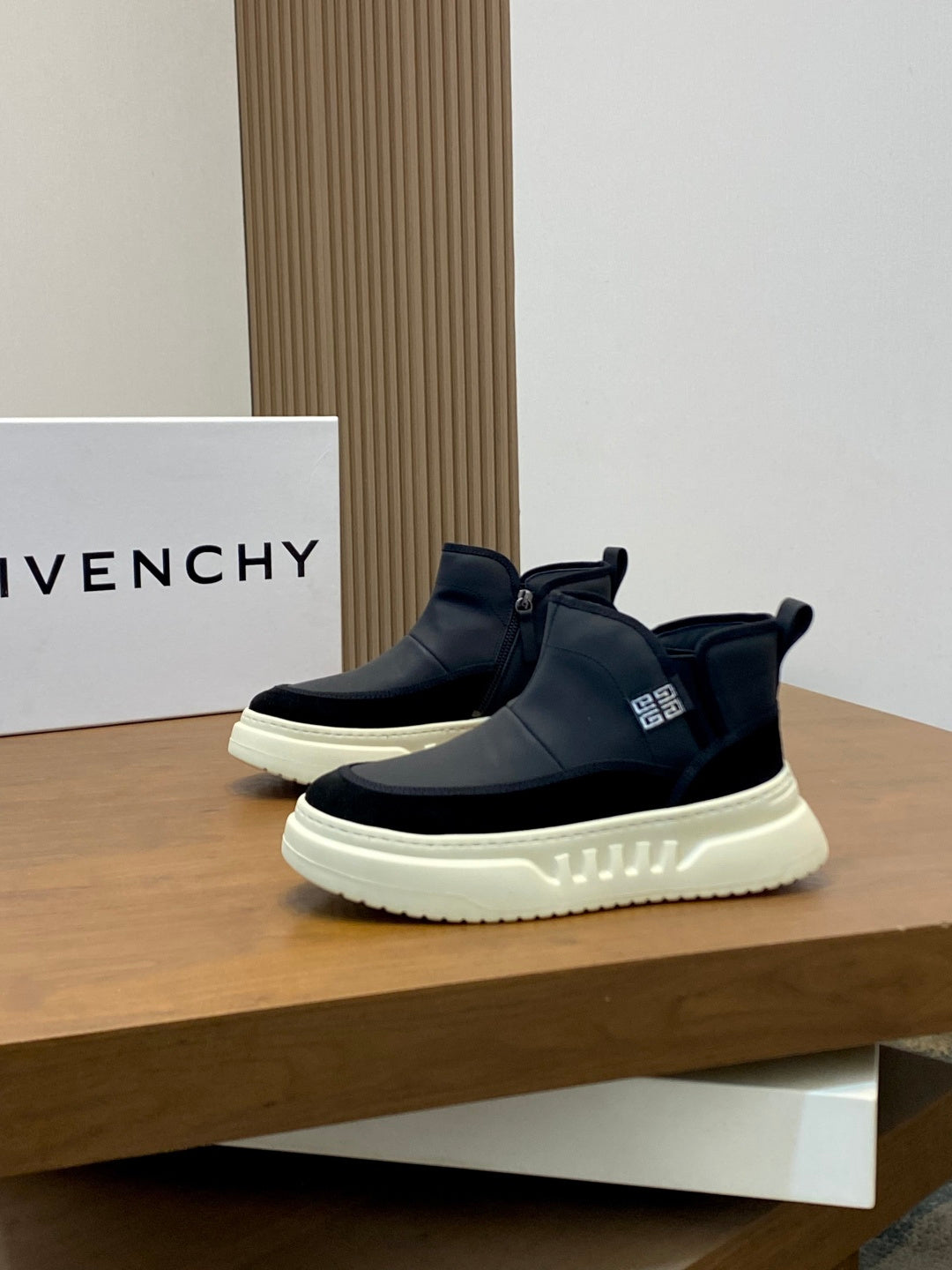 Luxury Shoes Givenchy