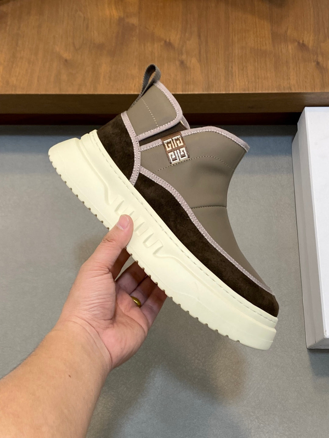 Luxury Shoes Givenchy