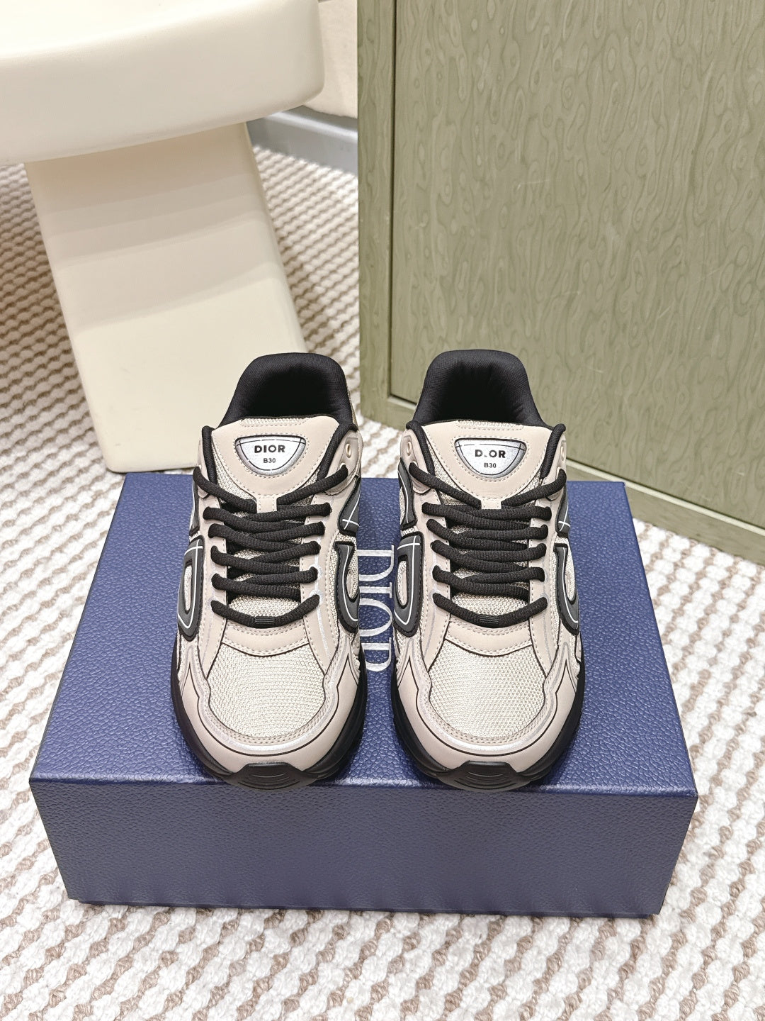 Unisex low-top sneakers, light beige with black laces and Dior logo accents